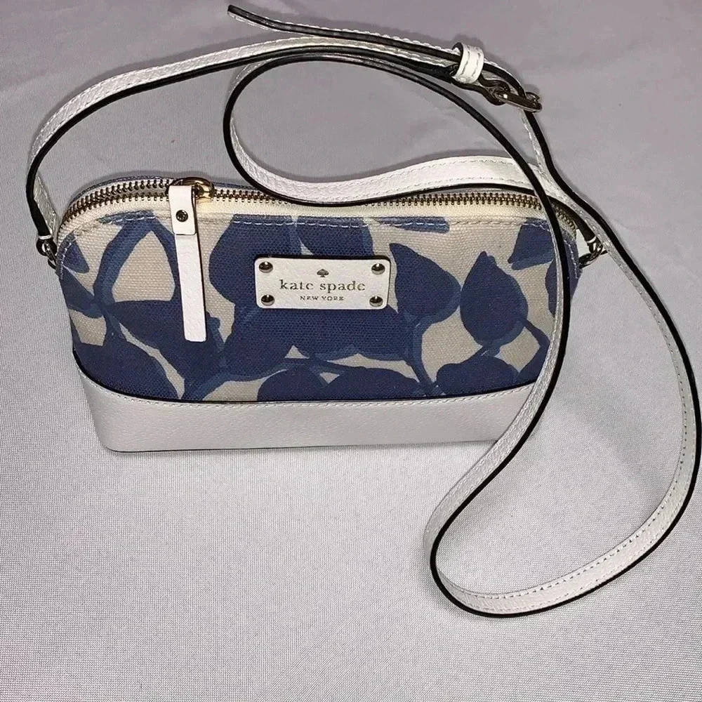 KATE SPADE ♠️ Crossbody Purse, beautiful color❣️